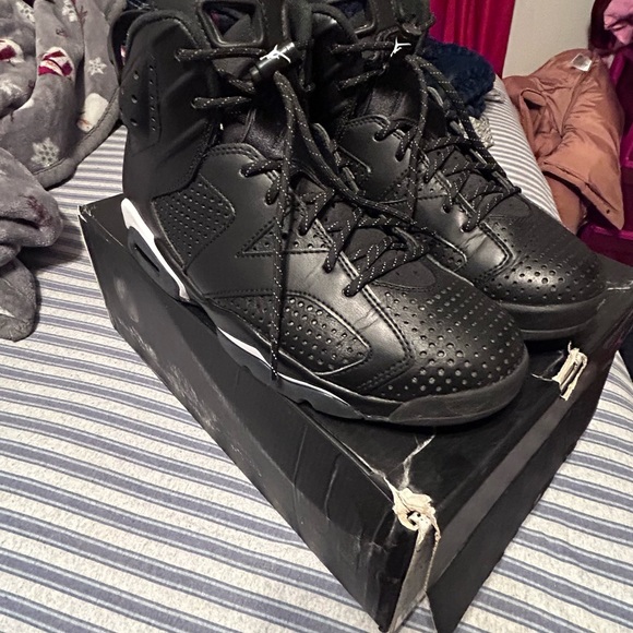Men’s Air Jordan retro 6 black cats size 8.5 main image 5